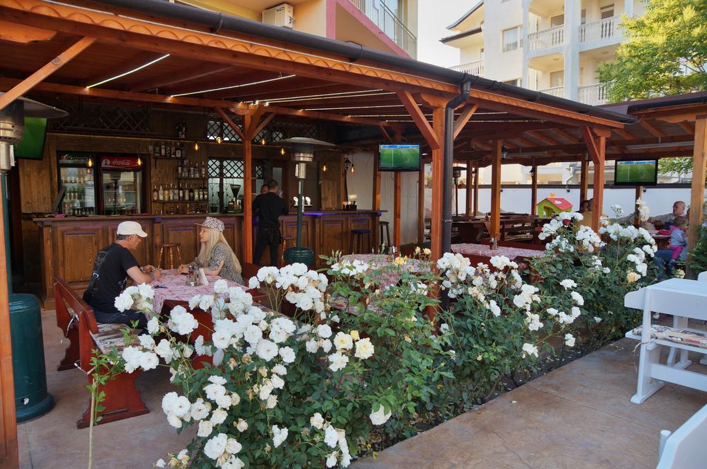 Ryor Hotel Slăntjev Brjag Exteriör bild